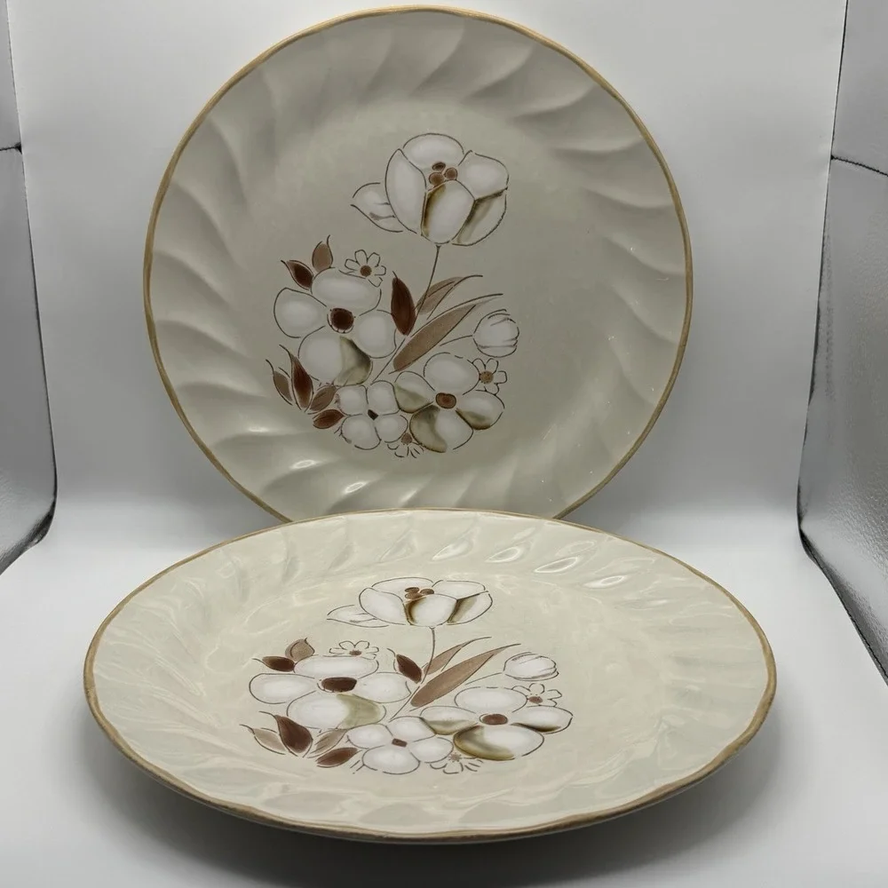 2 HEARTHSIDE JAPAN SCULPTURA FELICITY Hand Painted Floral‎ 10.5